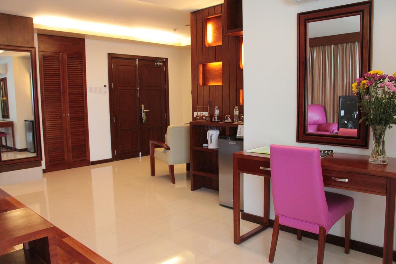 Skinetics Wellness Center Boutique Hotel Iloilo City Dış mekan fotoğraf