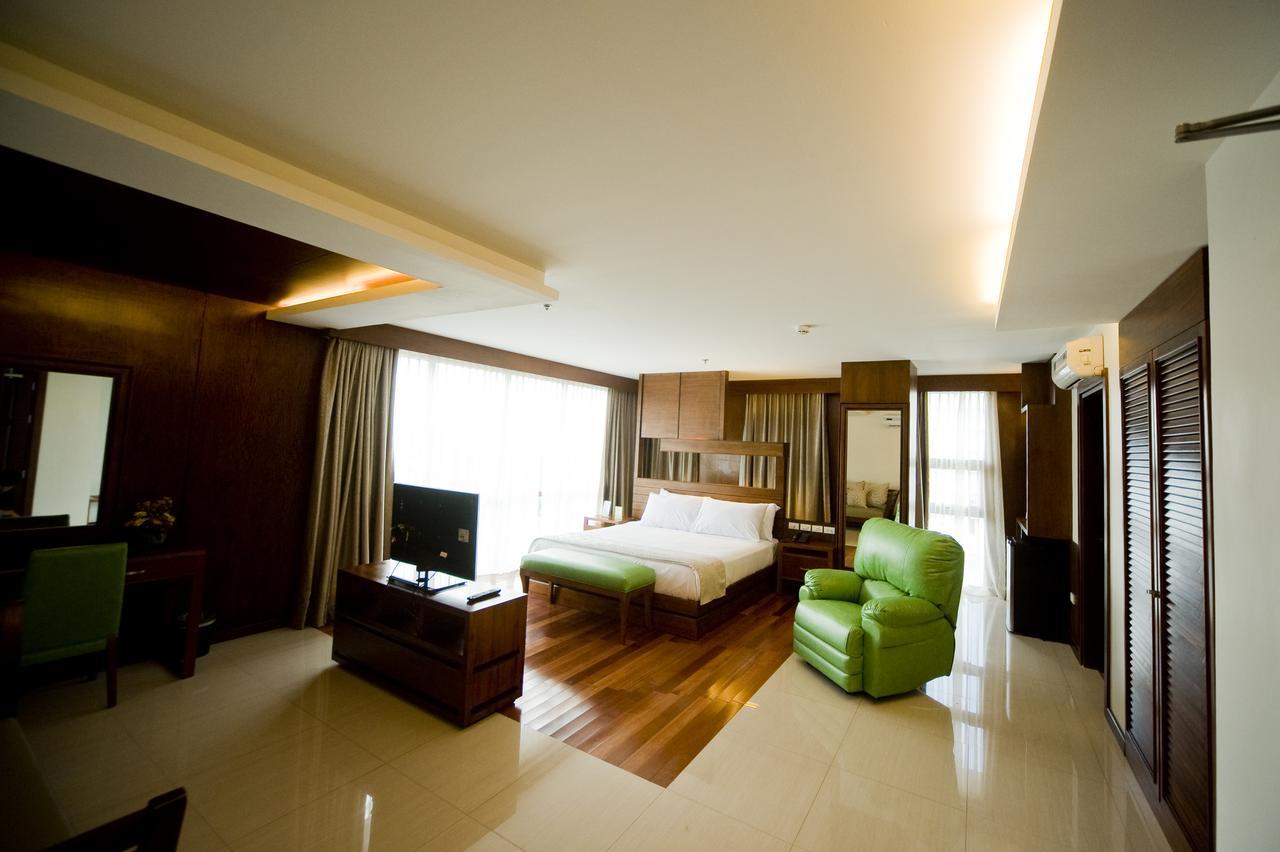 Skinetics Wellness Center Boutique Hotel Iloilo City Dış mekan fotoğraf